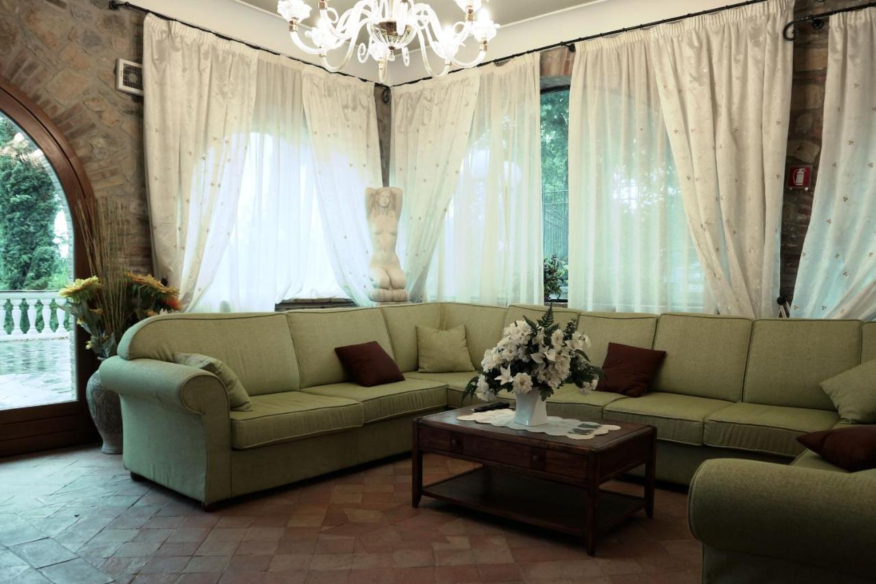 Agriturismo Beata Vanna Fabro Exteriör bild