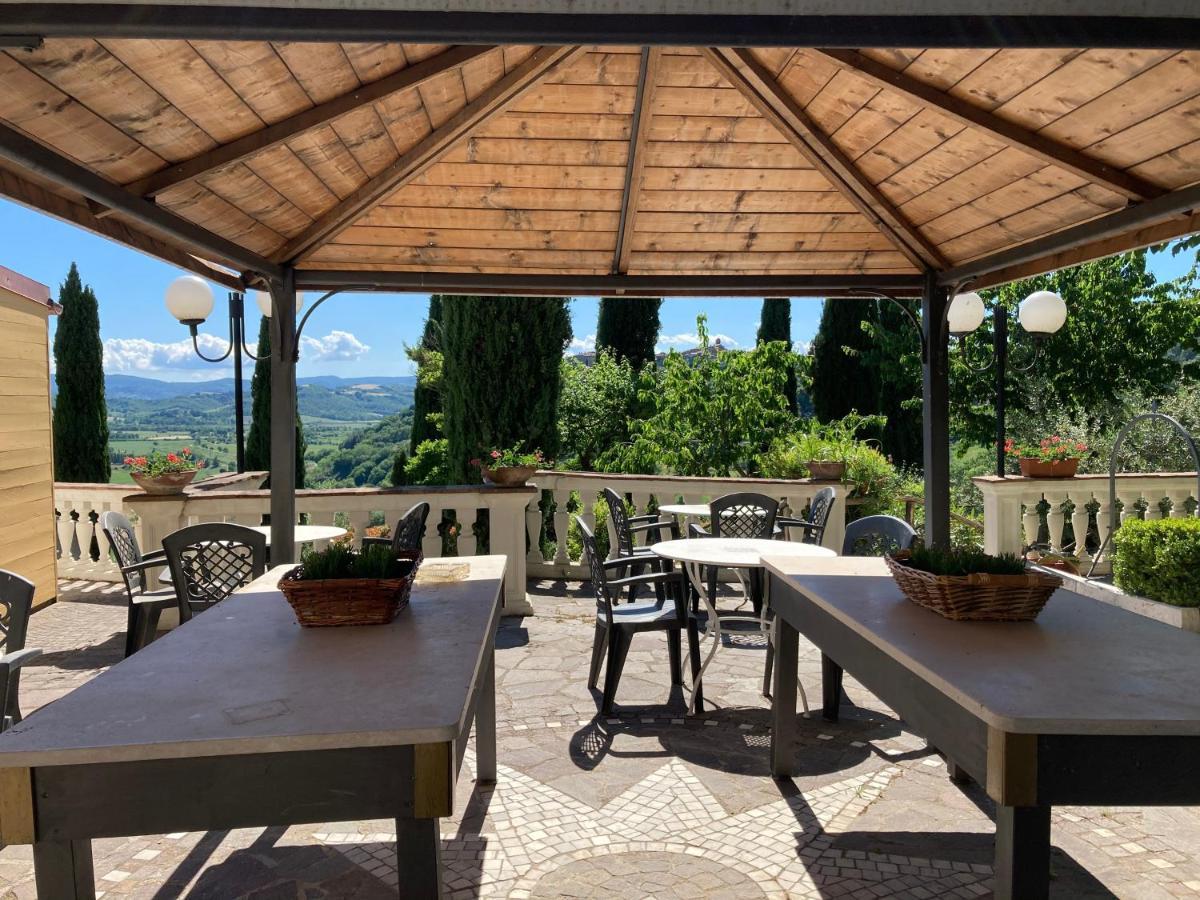 Agriturismo Beata Vanna Fabro Exteriör bild